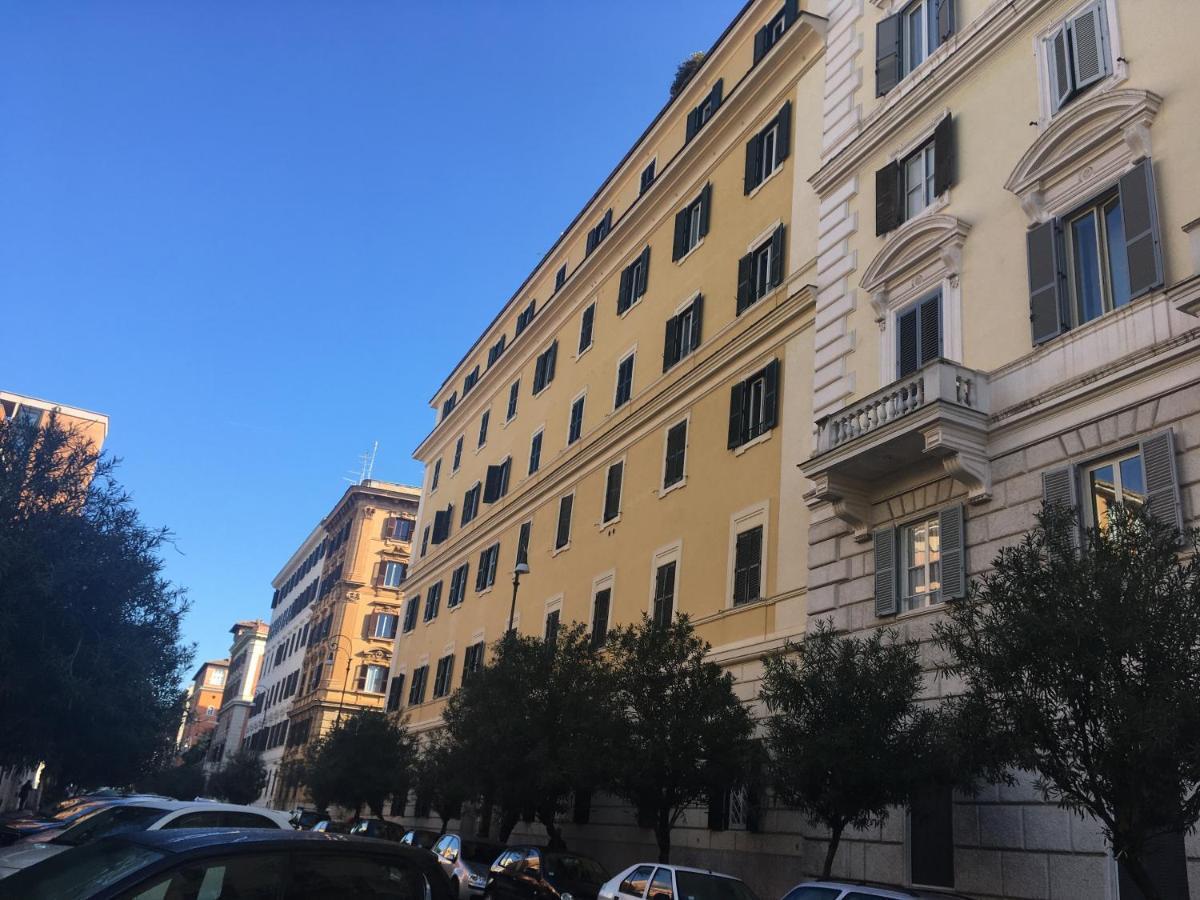 Colosseo Sunset Apartment Rom Exteriör bild